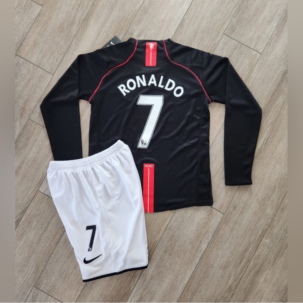 Ronaldo Vintage Soccer Jersey/w Shorts